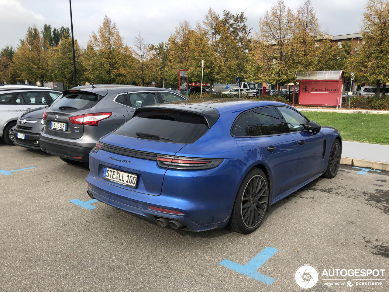 Porsche 971 Panamera GTS Sport Turismo