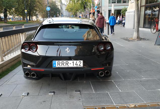 Ferrari GTC4Lusso