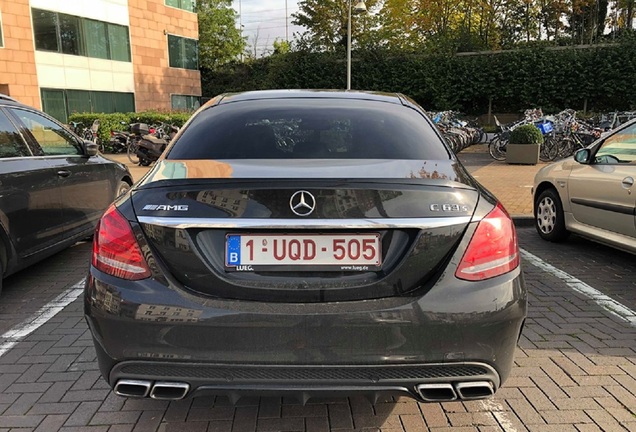 Mercedes-AMG C 63 S W205