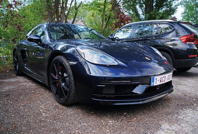 Porsche 718 Cayman GTS