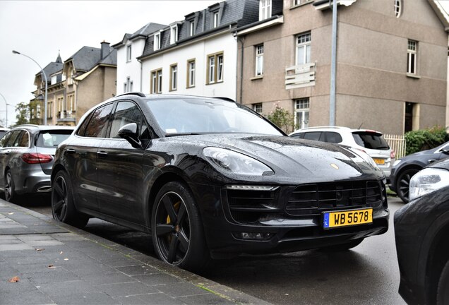 Porsche 95B Macan Turbo