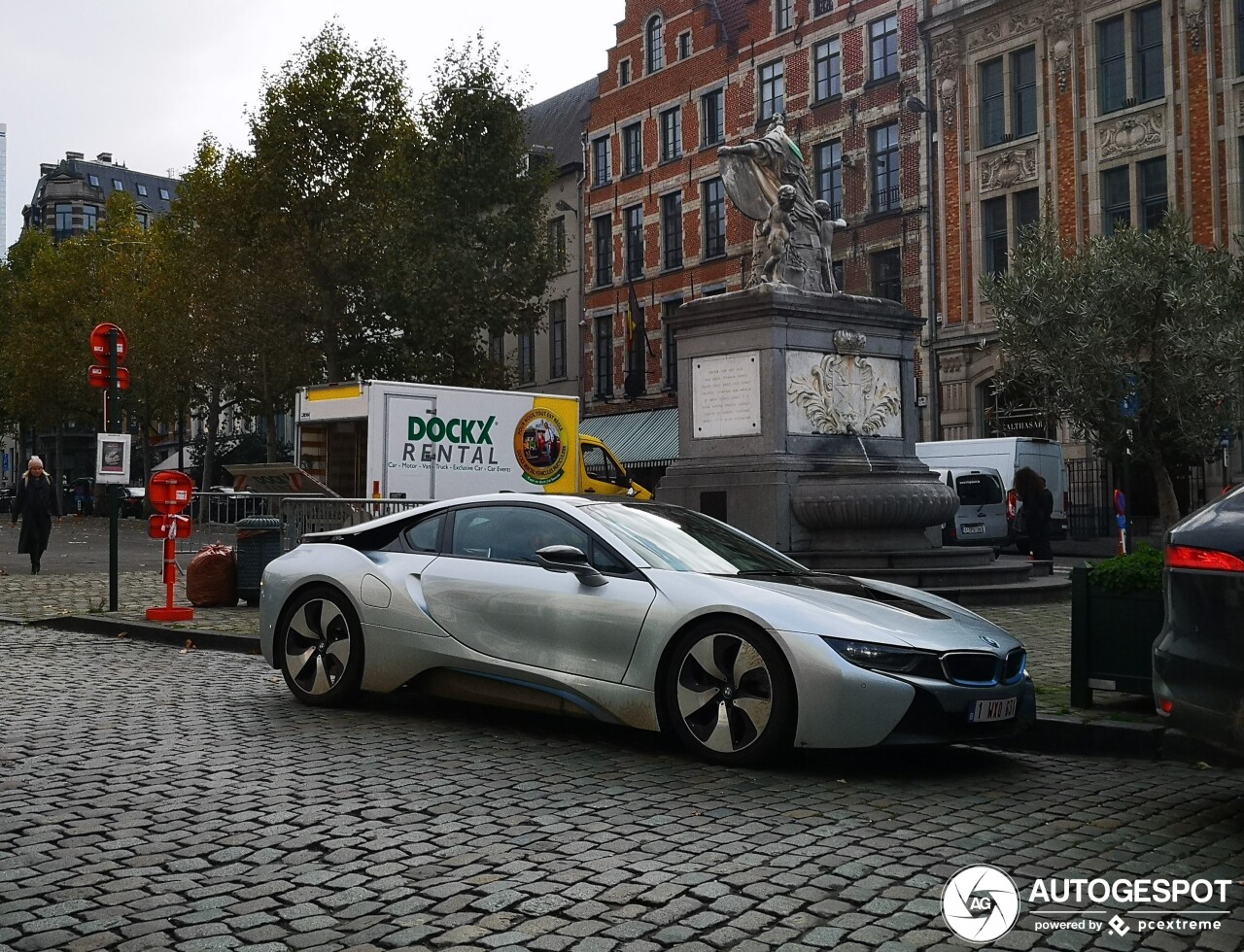 BMW i8