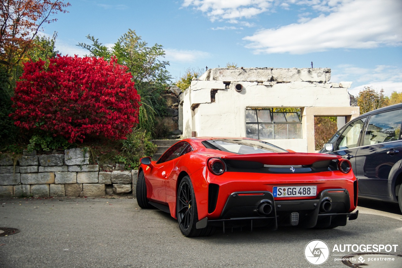 Ferrari 488 Pista