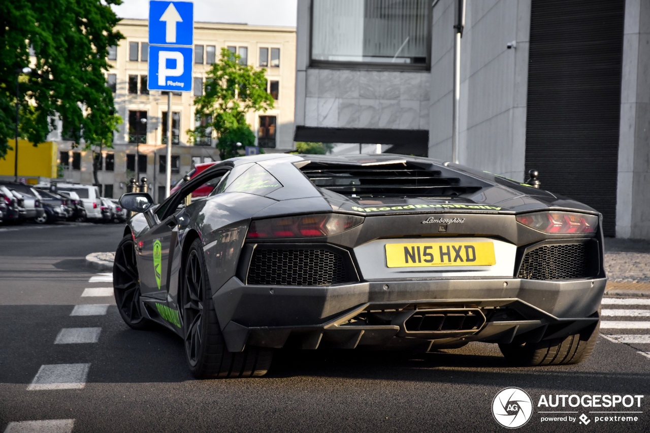 Lamborghini Aventador LP700-4