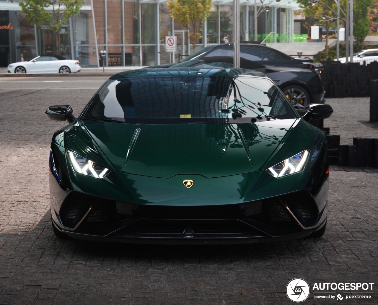 Lamborghini Huracán LP640-4 Performante