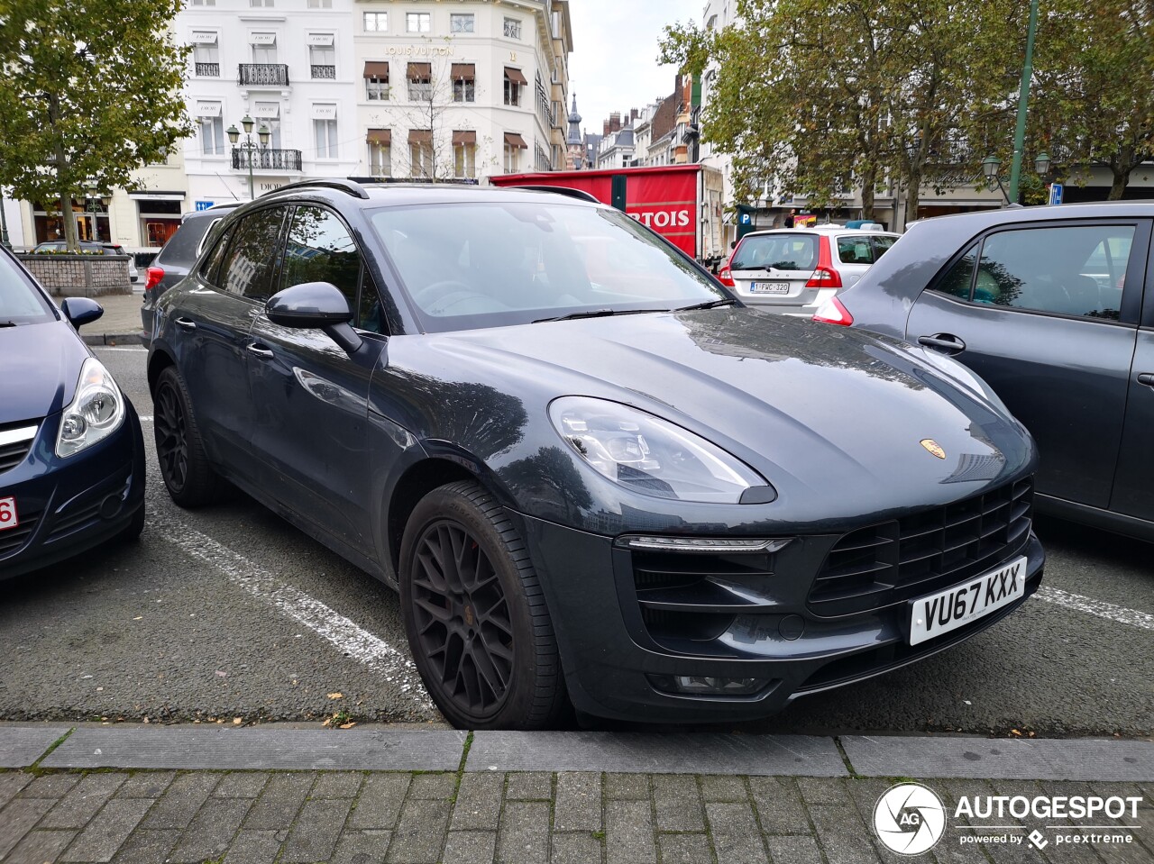 Porsche 95B Macan GTS