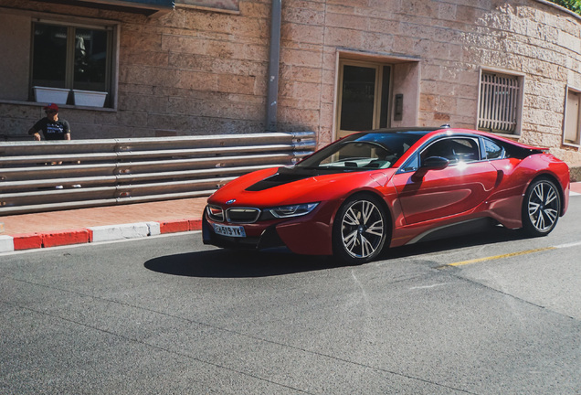 BMW i8 Protonic Red Edition