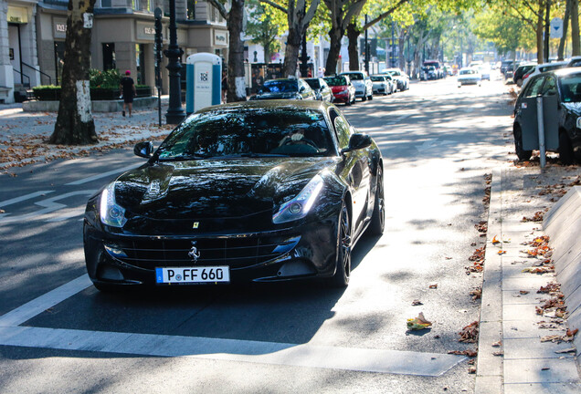 Ferrari FF