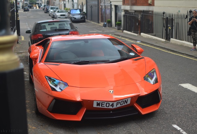 Lamborghini Aventador LP700-4