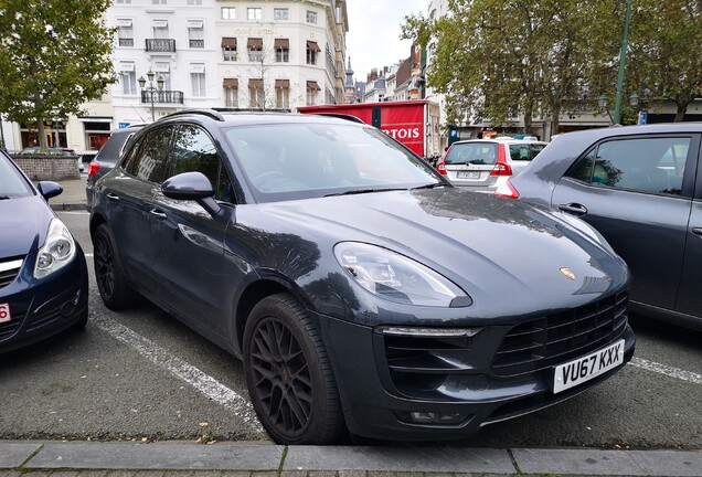 Porsche 95B Macan GTS