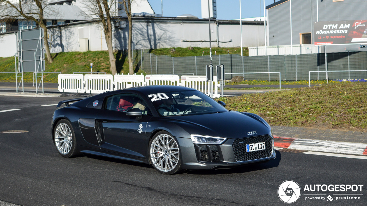 Audi R8 V10 Plus 2015