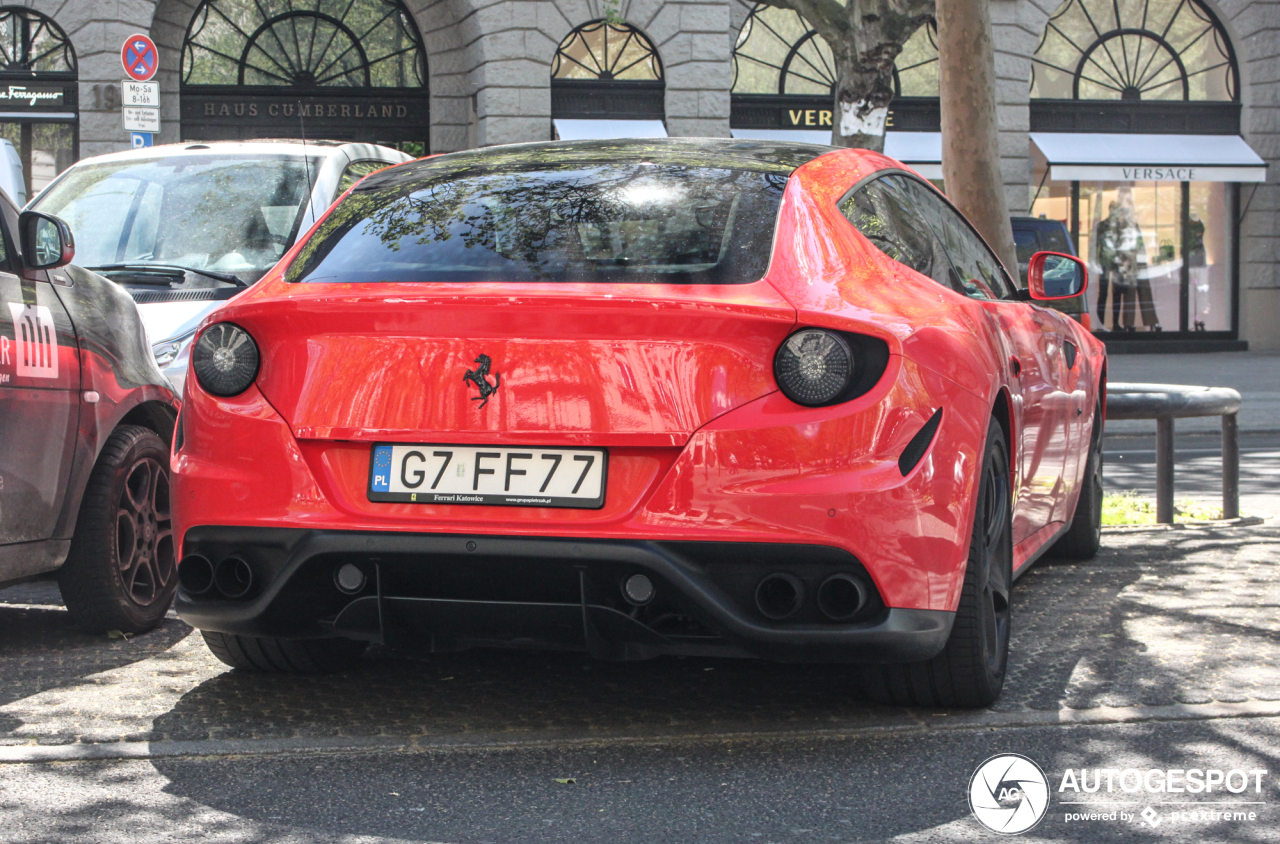 Ferrari FF