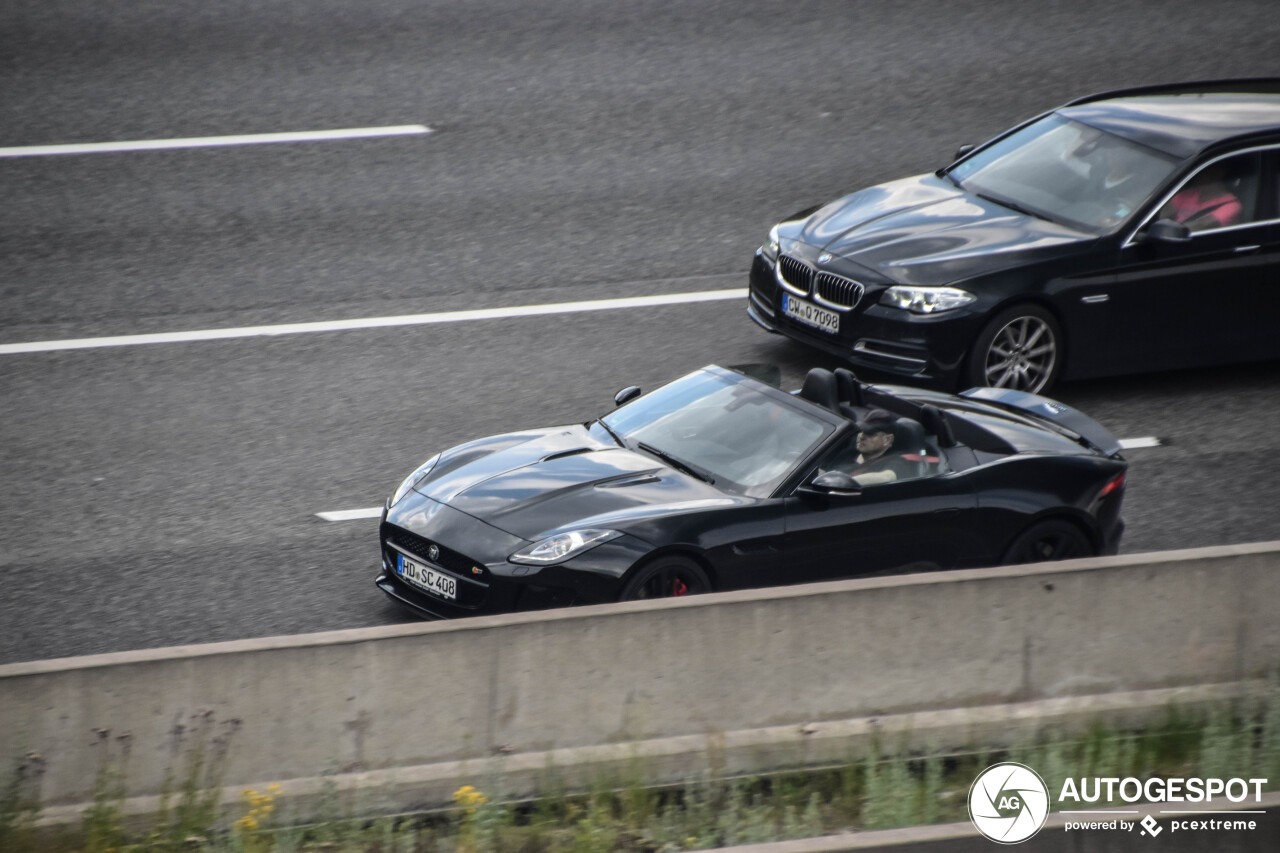 Jaguar F-TYPE S V8 Convertible