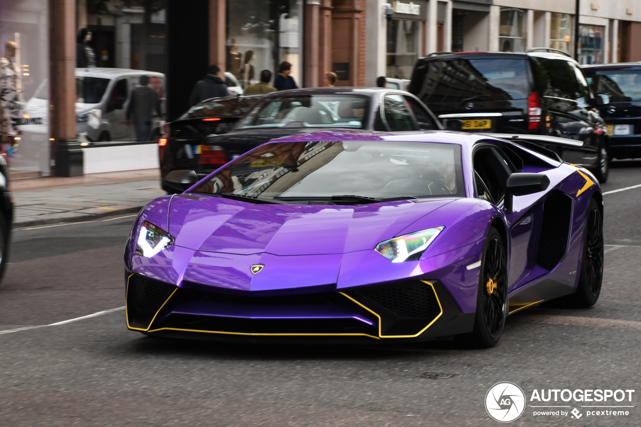 Lamborghini Aventador LP750-4 SuperVeloce