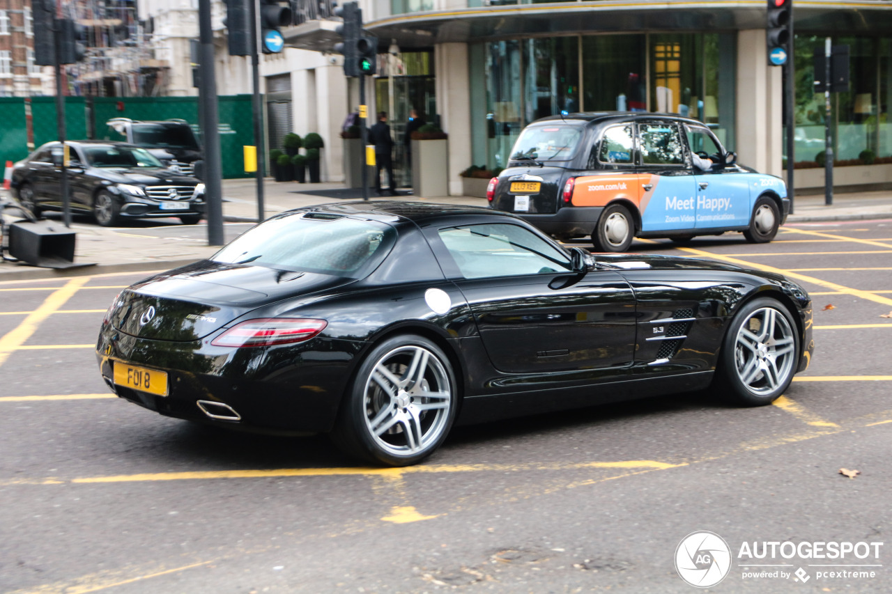 Mercedes-Benz SLS AMG