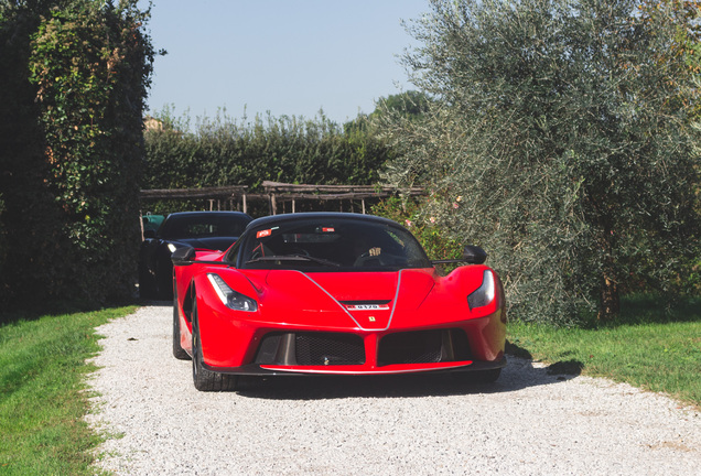 Ferrari LaFerrari Aperta