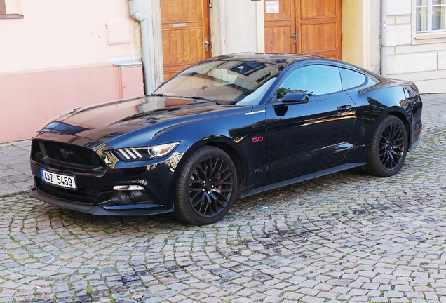 Ford Mustang GT 2015