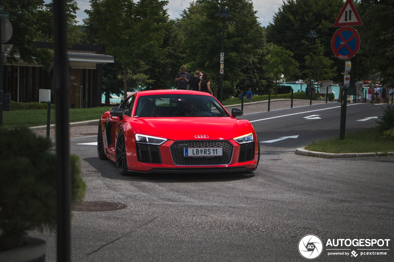 Audi R8 V10 Plus 2015