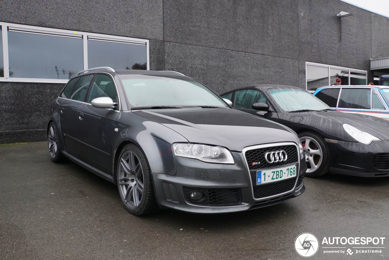 Audi RS4 Avant B7