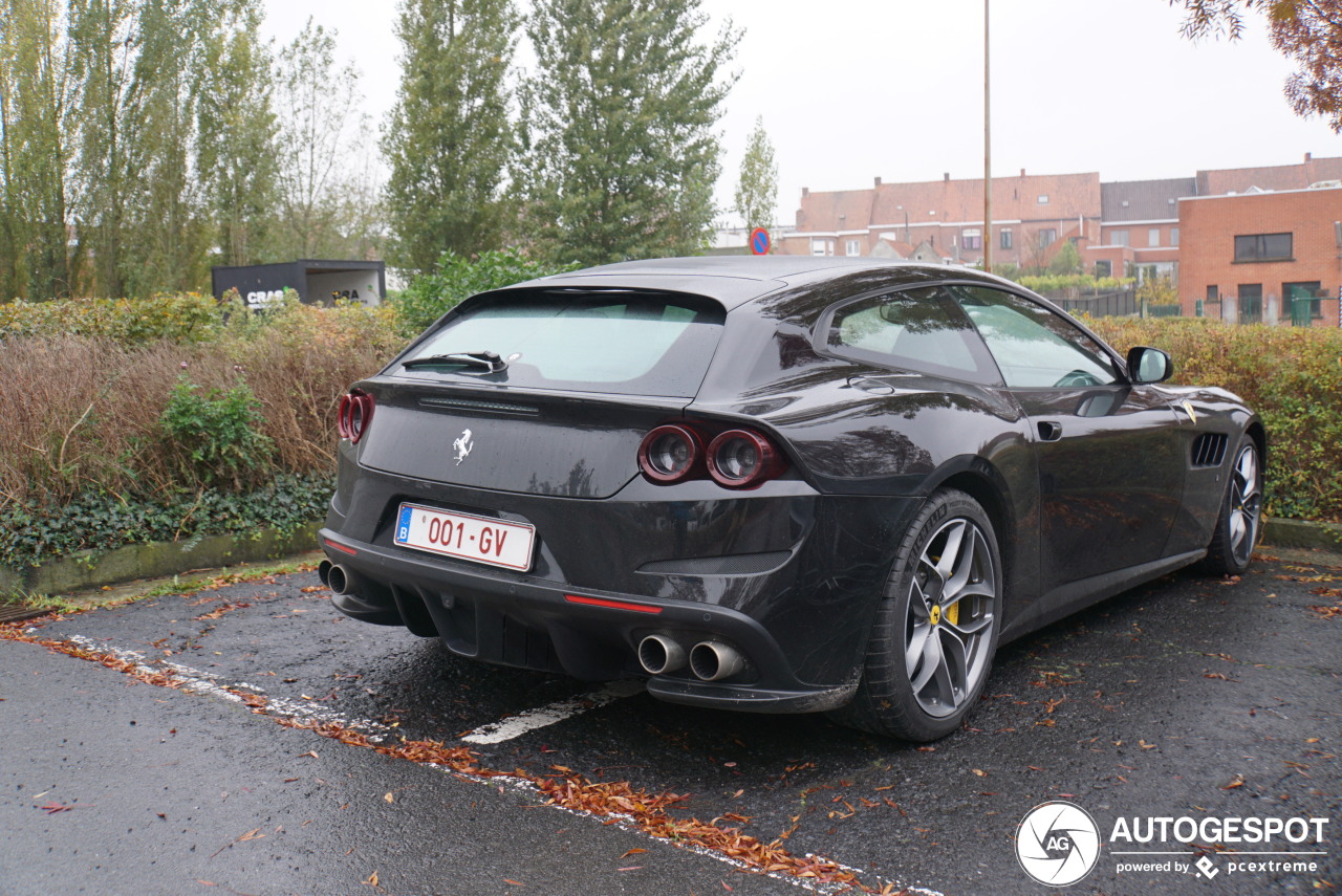 Ferrari GTC4Lusso T