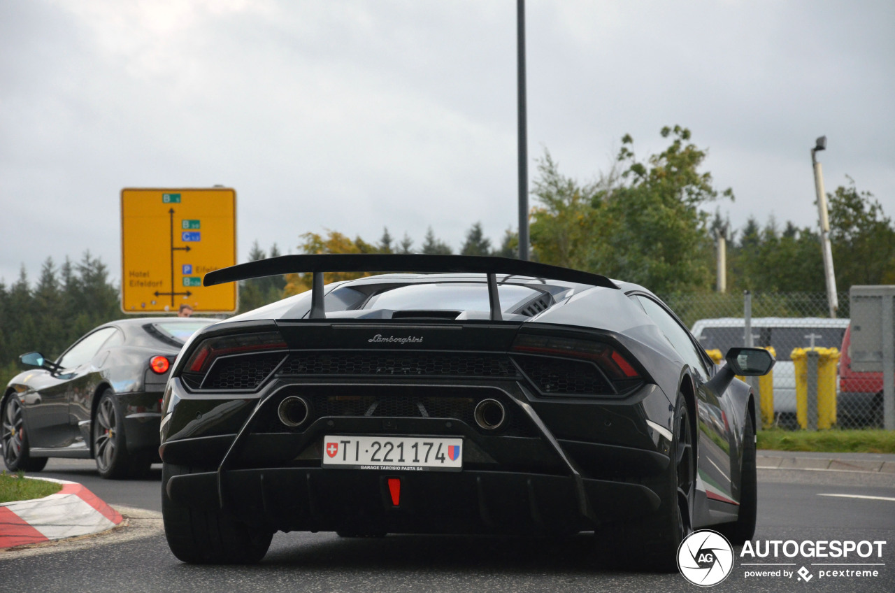 Lamborghini Huracán LP640-4 Performante