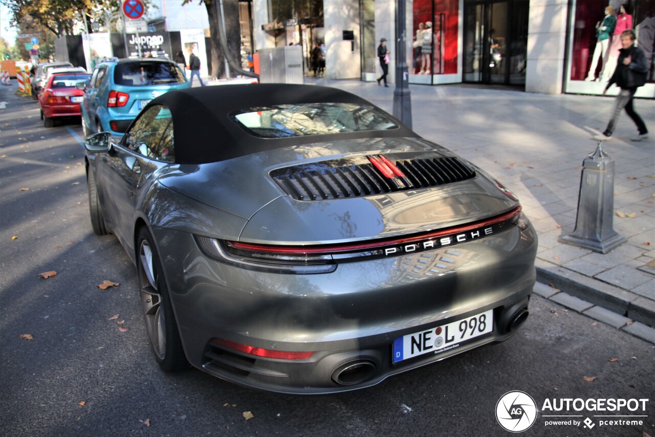 Porsche 992 Carrera 4S Cabriolet