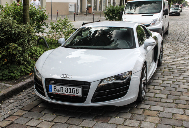 Audi R8 V10