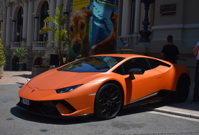 Lamborghini Huracán LP640-4 Performante