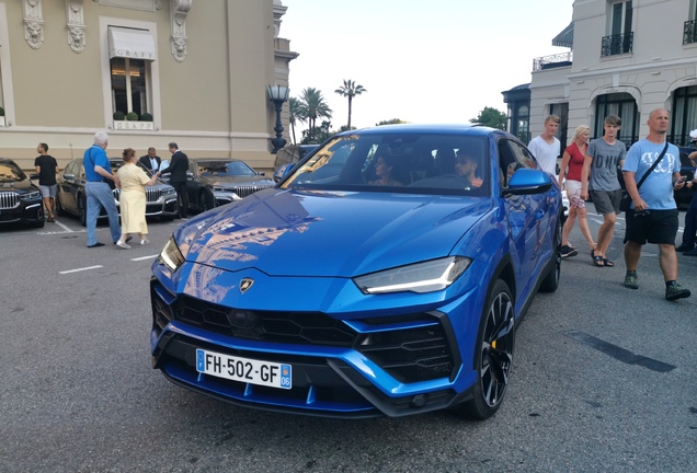 Lamborghini Urus