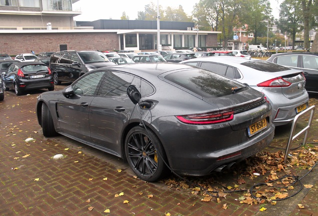 Porsche 971 Panamera Turbo S E-Hybrid