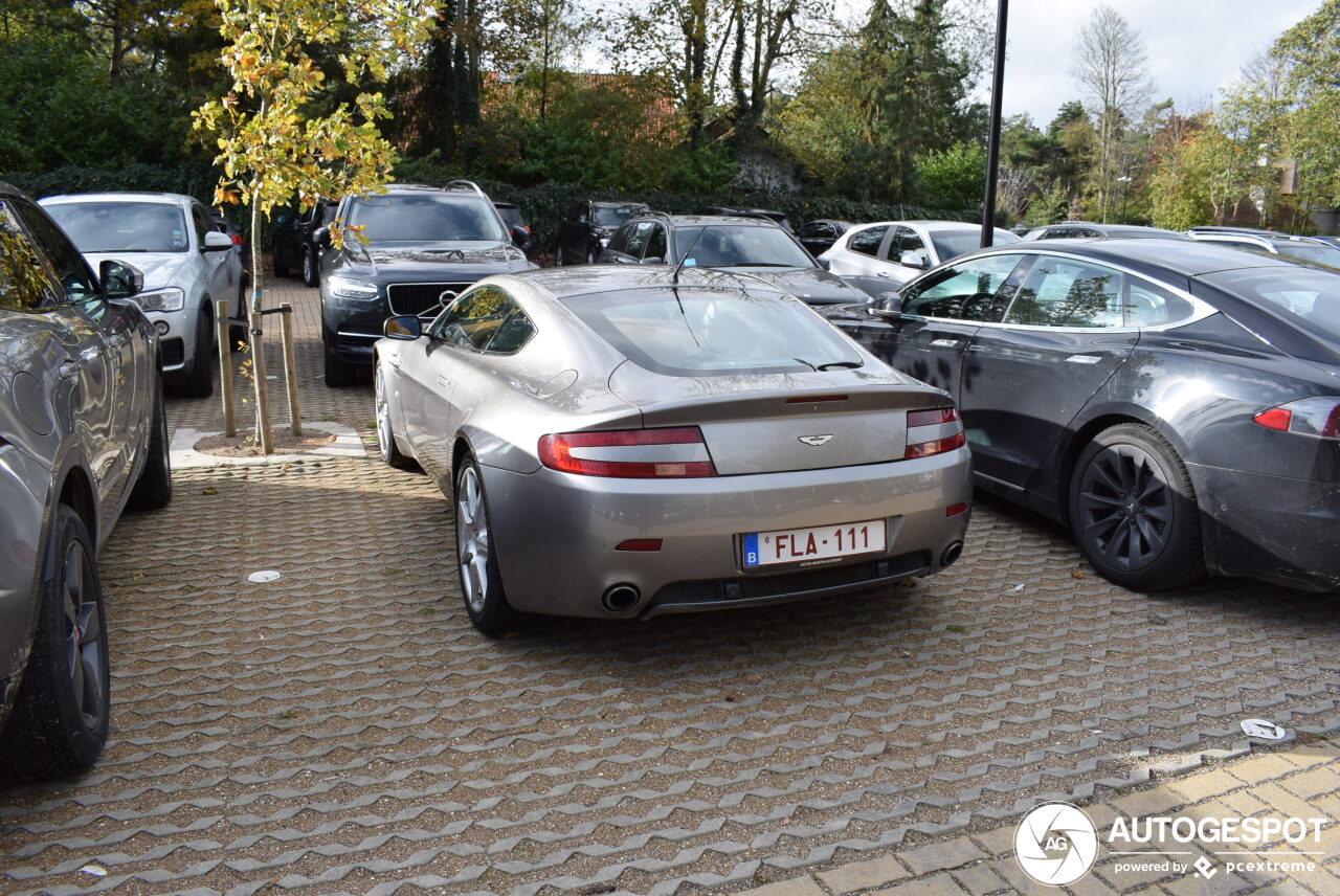 Aston Martin V8 Vantage