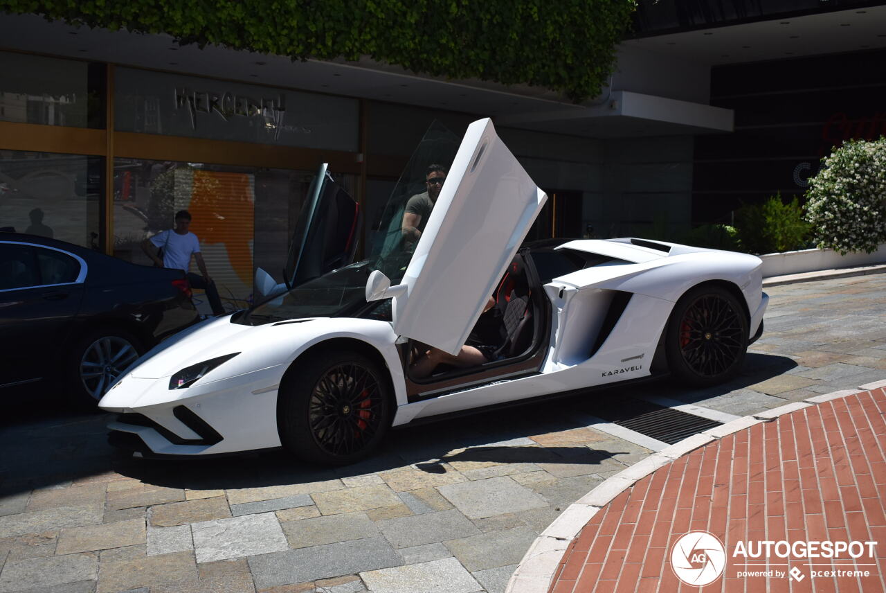 Lamborghini Aventador S LP740-4 Roadster