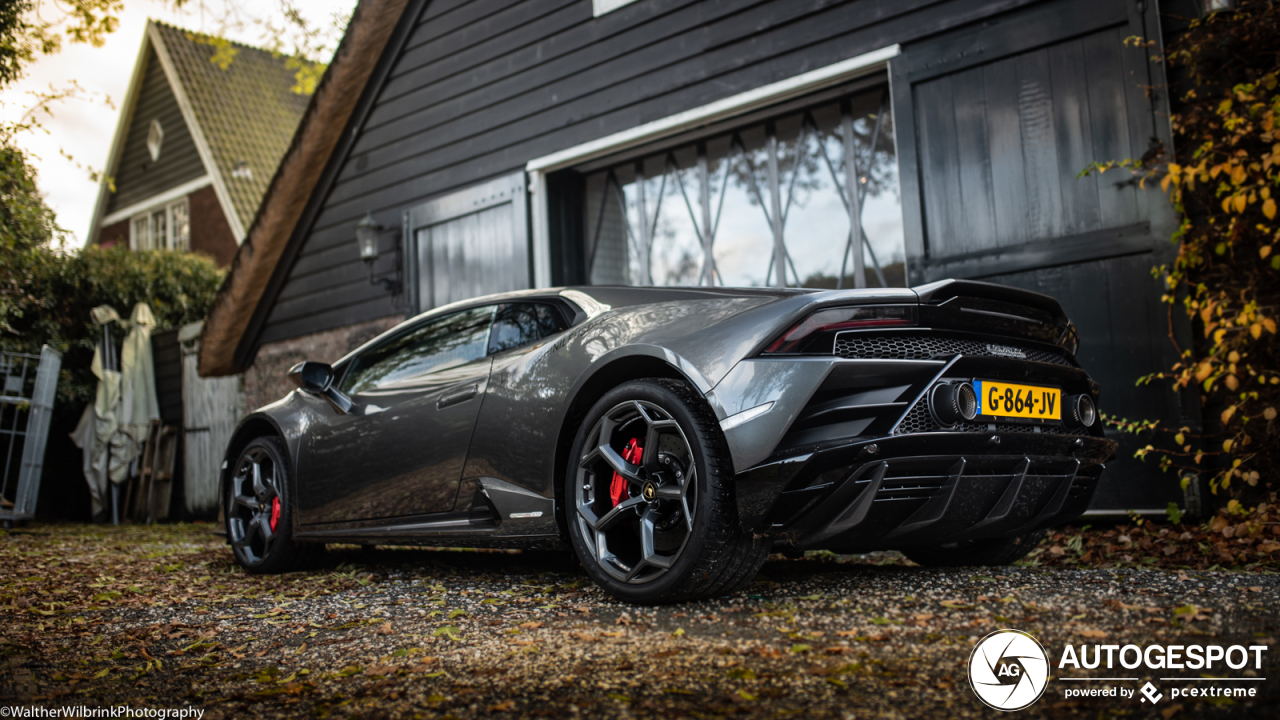 Lamborghini Huracán LP640-4 EVO