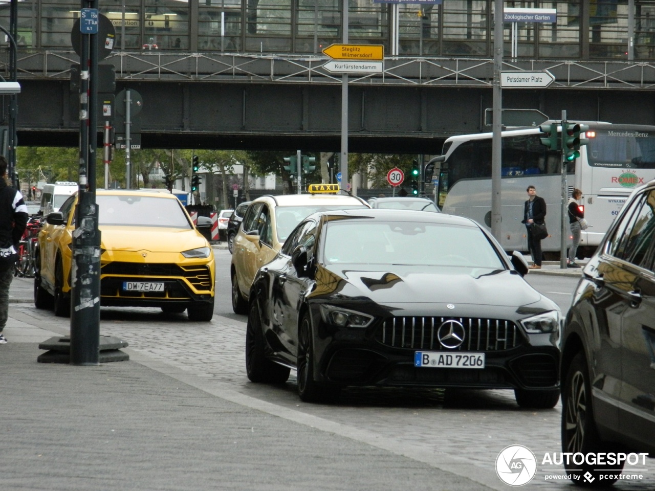 Mercedes-AMG GT 63 X290