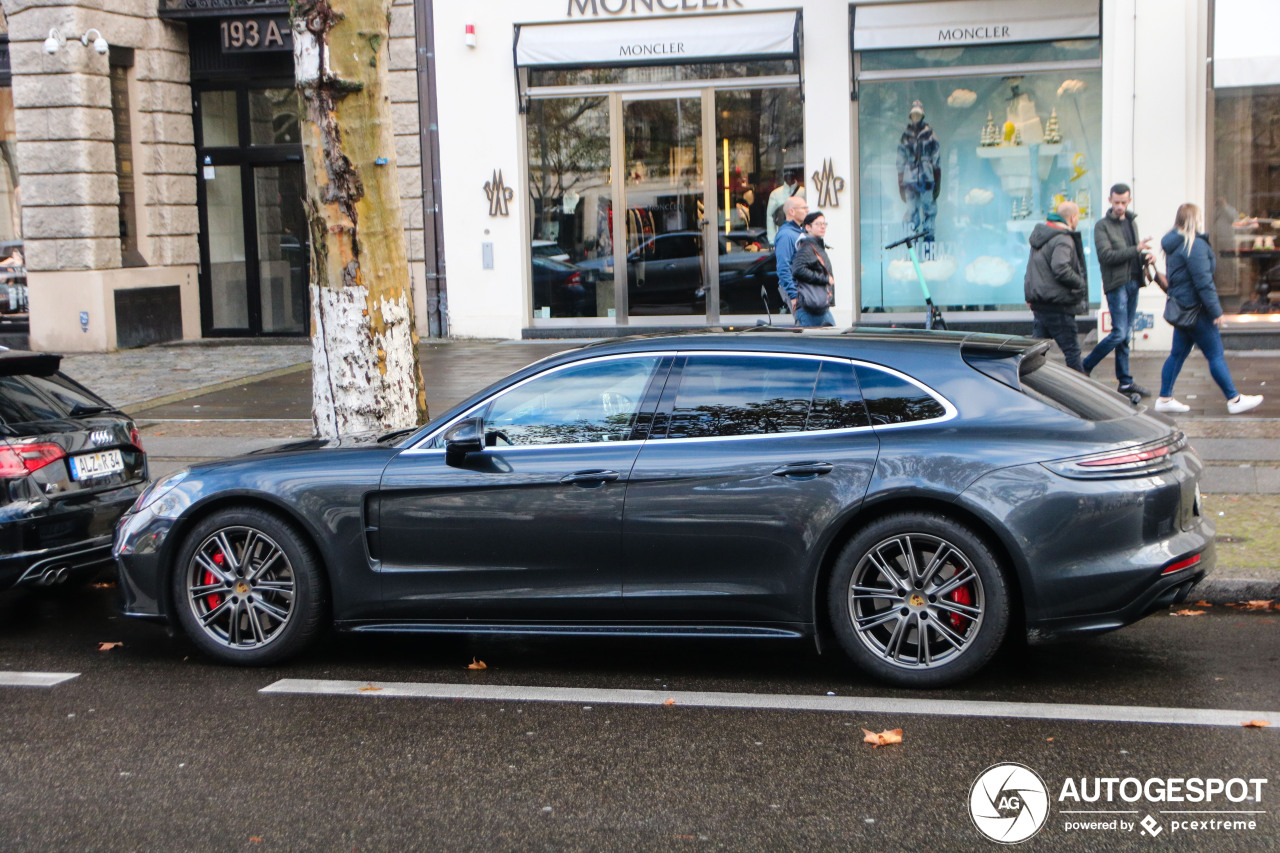 Porsche 971 Panamera GTS Sport Turismo