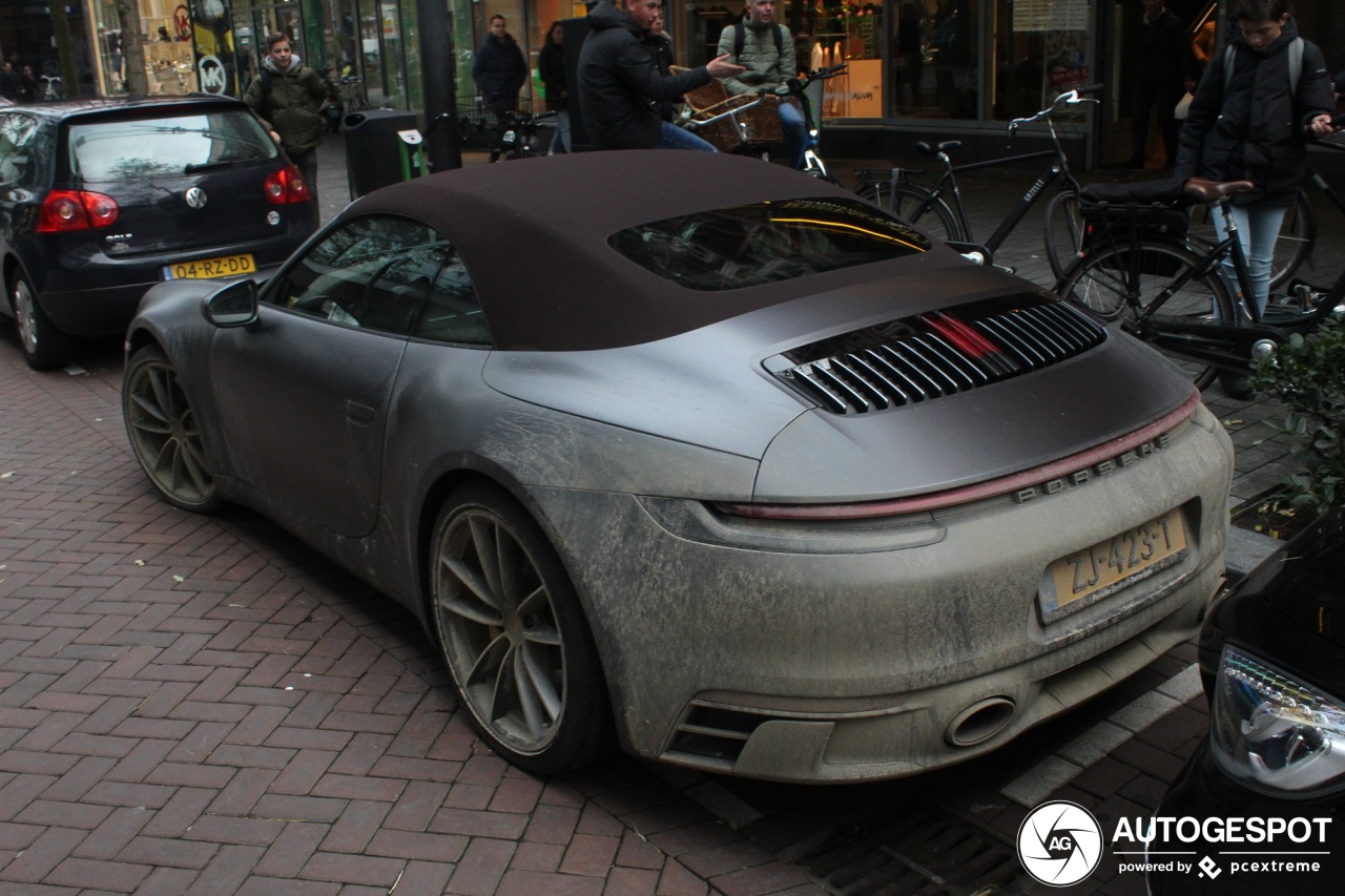 Porsche 992 Carrera 4S Cabriolet