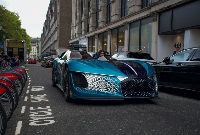 DS Automobiles X E-Tense Concept