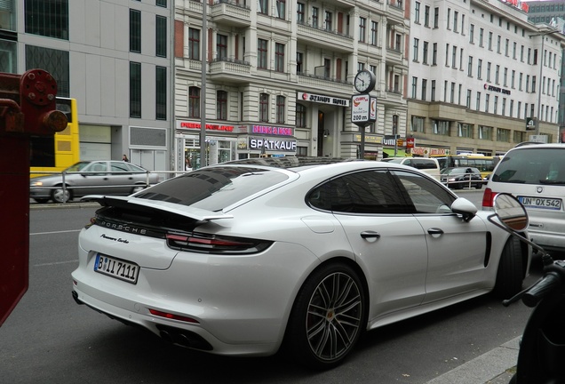 Porsche 971 Panamera Turbo