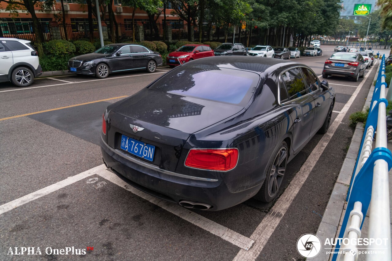 Bentley Flying Spur V8 S