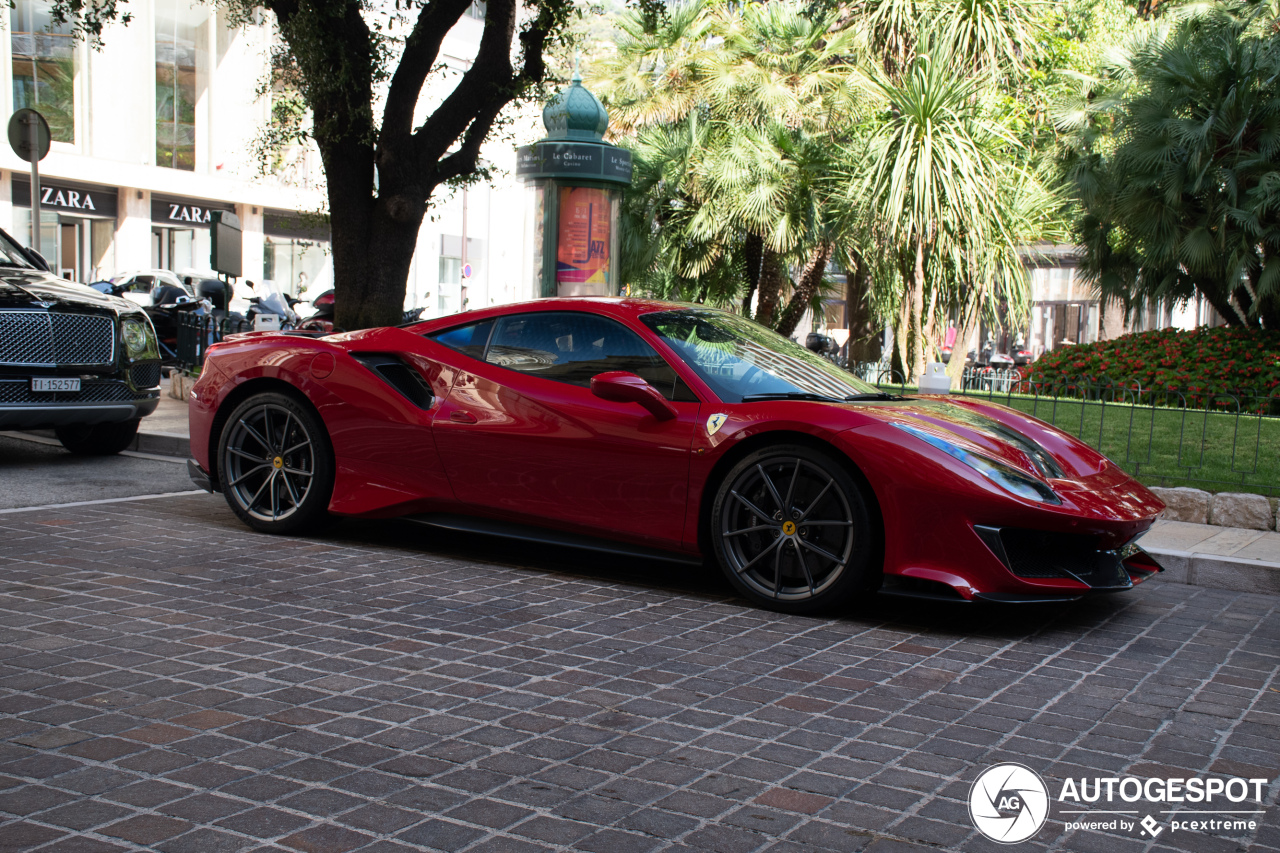 Ferrari 488 Pista