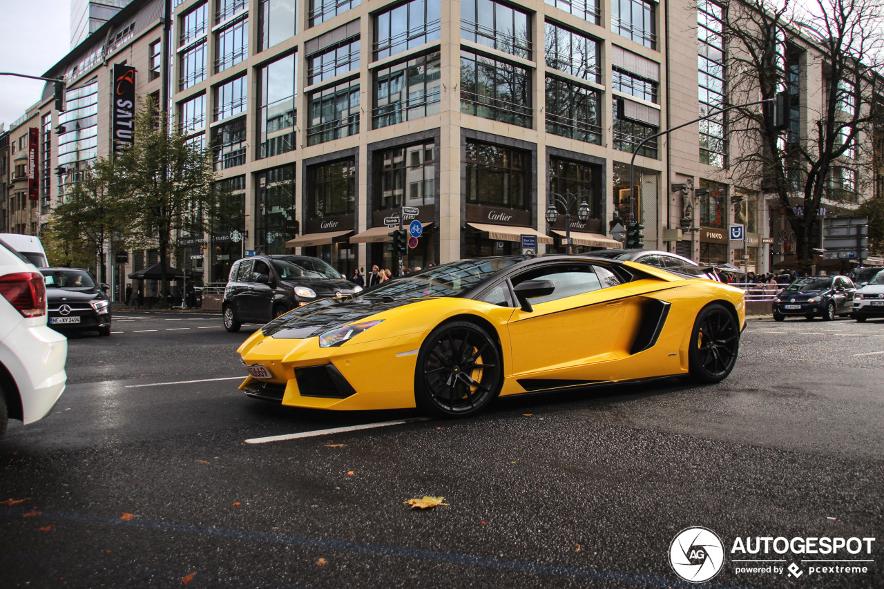 Lamborghini Aventador LP700-4