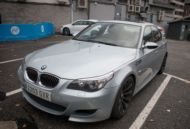 BMW M5 E60 2007