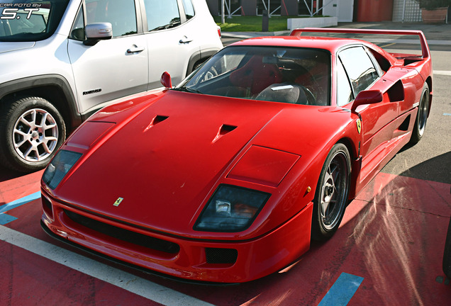 Ferrari F40