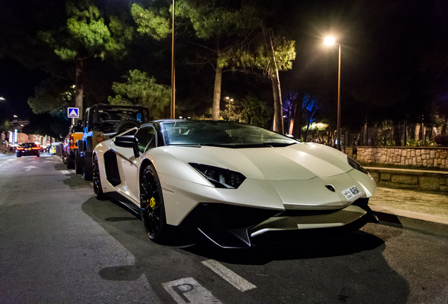 Lamborghini Aventador LP750-4 SuperVeloce Roadster