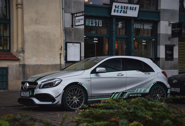 Mercedes-AMG A 45 W176 Petronas 2015 World Champions Edition