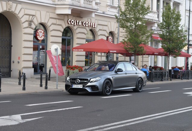 Mercedes-AMG E 63 S W213