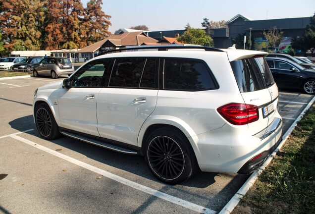 Mercedes-AMG GLS 63 X166