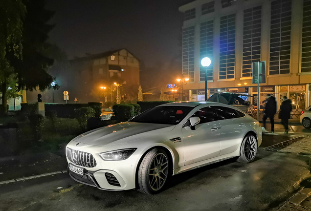 Mercedes-AMG GT 63 S X290