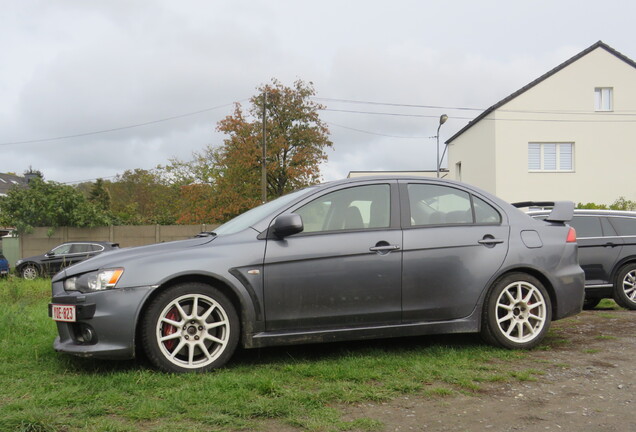 Mitsubishi Lancer Evolution X