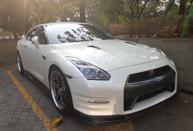 Nissan GT-R 2014